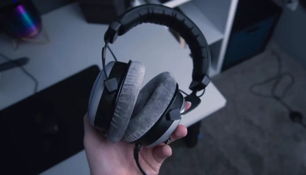 Beyerdynamic DT-880-PRO 03