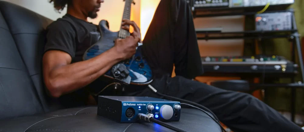 PreSonus AudioBox iOne guitarra conectada