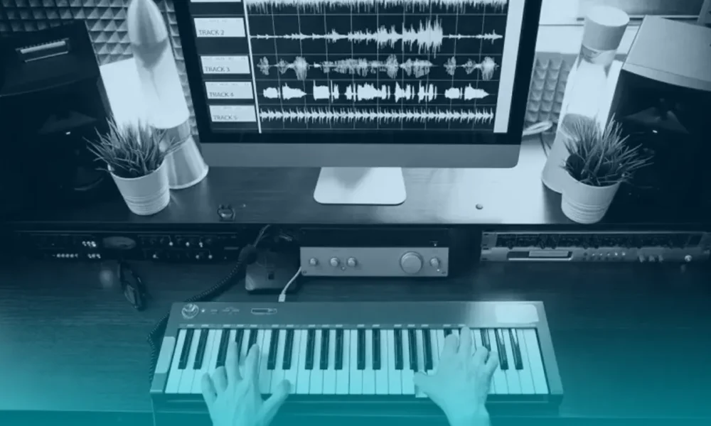 Descubre el secreto detrás de los potentes efectos sonoros en la WWE: ¡aprende a hacer layering de sonidos acústicos con MIDI!